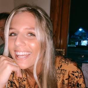 Meet your Posher, Hannah